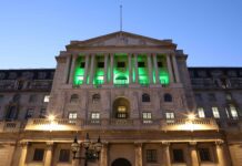 Британский Центробанк предупредил об угрозе финансовой стабильности из-за ИИ-технологий