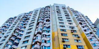 Фото (с) freepik/frimufilms