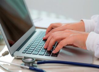 Фото (с) freepik/jannoon028