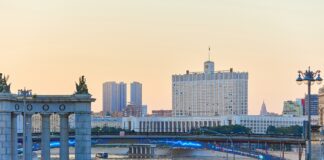 Белый дом, дом правительства РФ. Фото (с) mos.ru