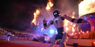 Китайские роботы (с) Синьхуа