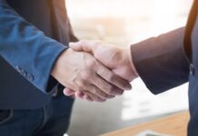 Postgres Professional и «1С-Битрикс» договорились обеспечить совместимость своих продуктов Фото (с) magnific.com/snowing