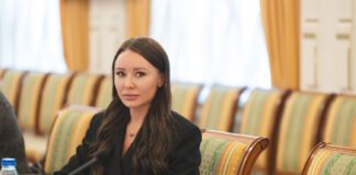 Ольга Степакова (с) правительство Мурманской области