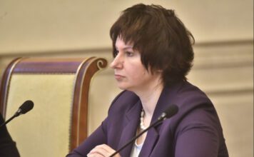 В Новосибирской области сменился курирующий IT заместитель губернатора К полномочиям заместителя Губернатора Дудниковой Валентины Анатольевны добавляется ведение вопросов развития комплекса информатизации. Фото (с) правительство Новосибирской области