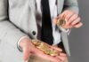 Закон о регулировании цифровых валют и цифровых прав принят Госдумой Фото (с) magnific.com/drobotdean