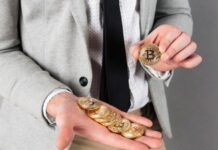 Закон о регулировании цифровых валют и цифровых прав принят Госдумой Фото (с) magnific.com/drobotdean
