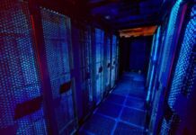 В США за день прошли 142 акции против строительства дата-центров Фото (с) magnific.com/rawpixel.com