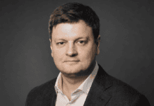 Артём Галонский (с) пресс-служба Postgres Professional
