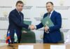 Слева направо: Министр цифрового развития государственного управления Республики Башкортостан Геннадий Разумикин и генеральный директор ПАО «Ростелеком» в Башкортостане Сергей Нищев. Фото (с) Минцифры РБ