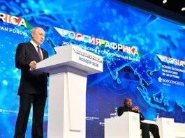 На пленарном заседании Экономического и гуманитарного форума Россия – Африка. Фото (с) Иван Секретарёв, фотохост-агентство саммита и форума Россия – Африка